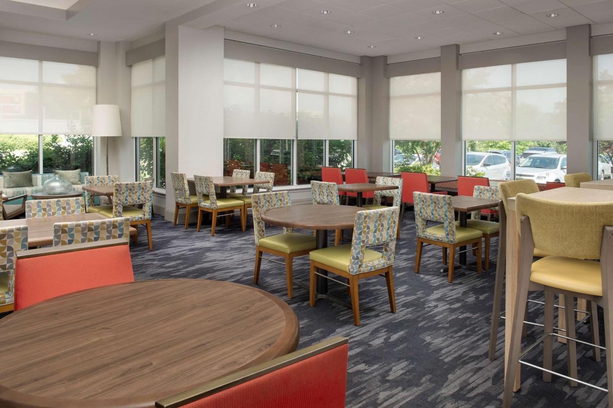 Hilton Garden Inn Knoxville West/Cedar Bluff Экстерьер фото